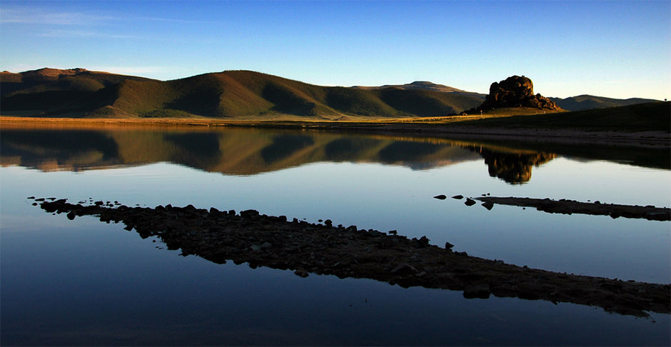 Terkhiin Tsagaan Nuur Terkhiin Tsagaan Nuur